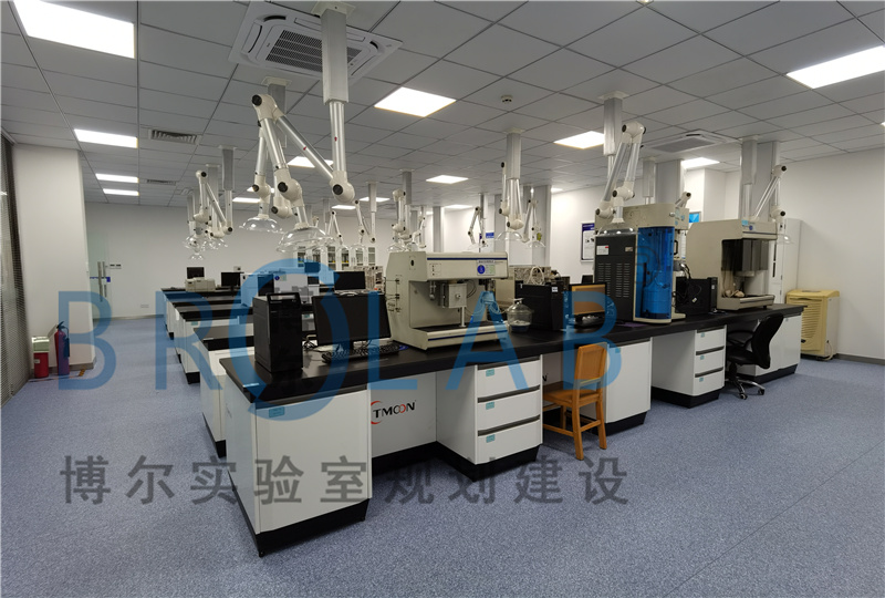 博尔实验台